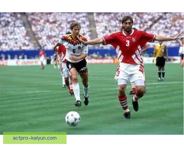 保加利亚世界杯1994第四名表现值得关注，球队历史性突破引人注目